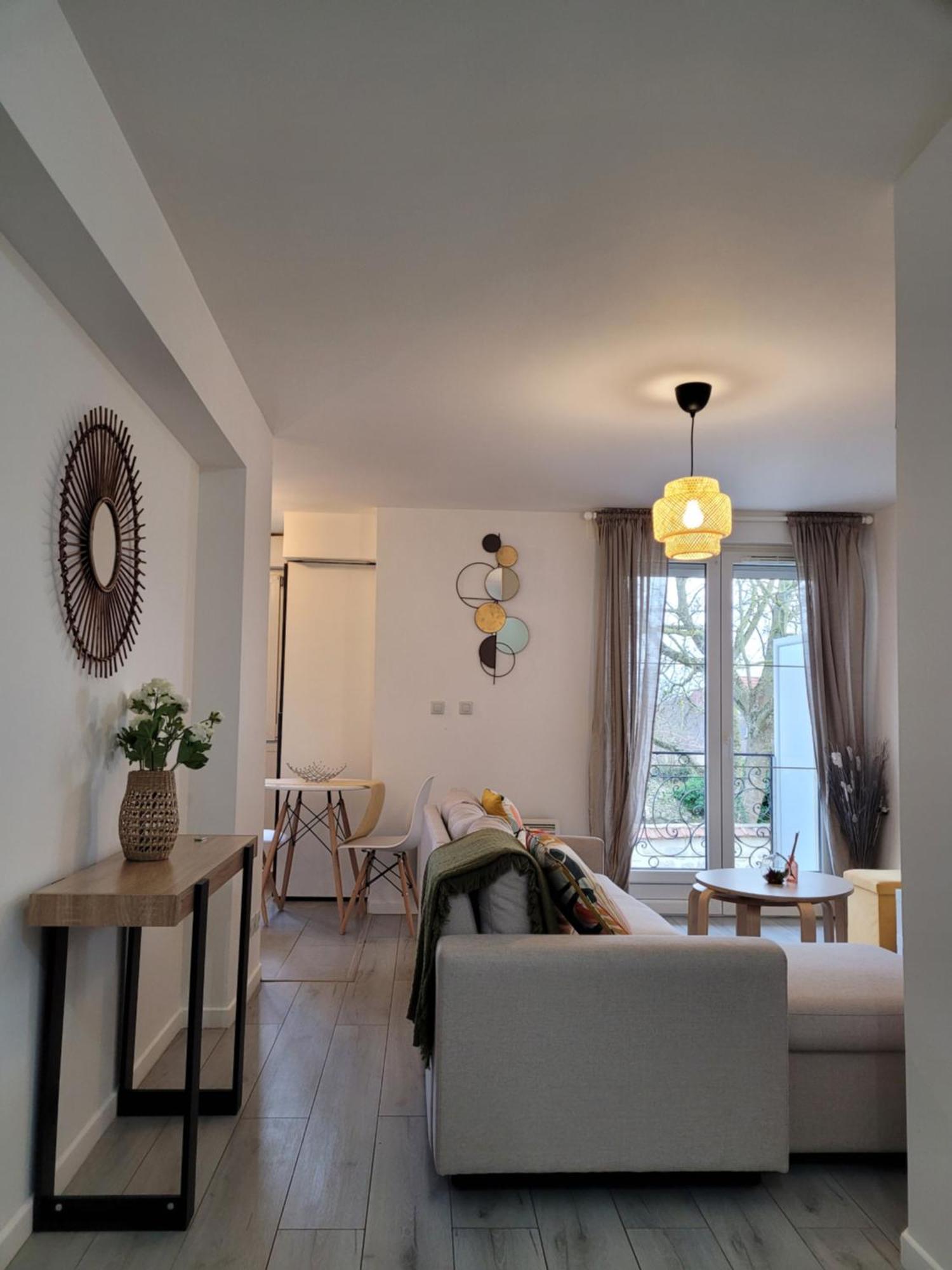 Cocooning House 212 Suite Cosy Sunshine Appartement Aeroport Paris Roissy Cdg Et Parc Asterix Survilliers Exterior photo