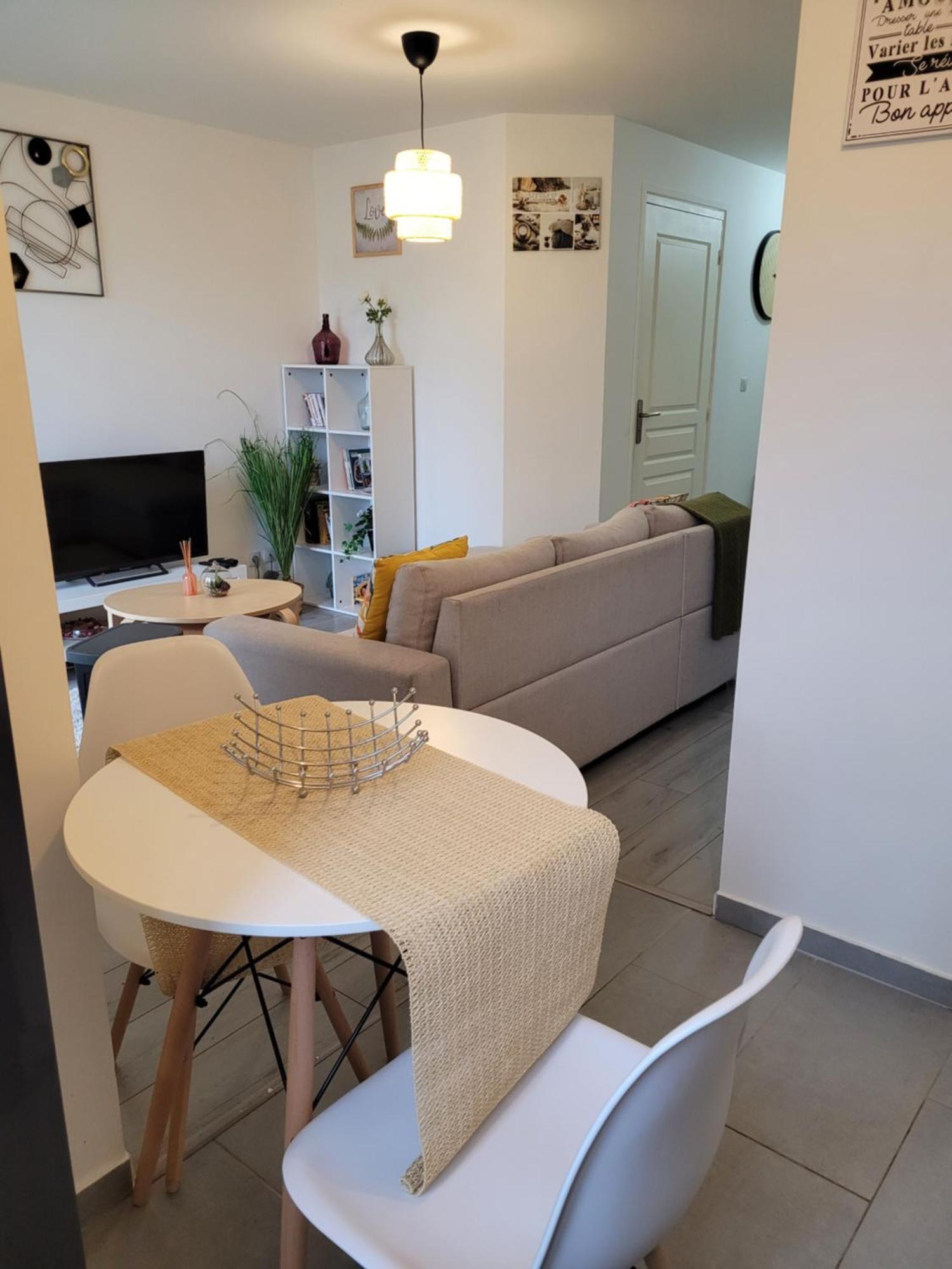 Cocooning House 212 Suite Cosy Sunshine Appartement Aeroport Paris Roissy Cdg Et Parc Asterix Survilliers Exterior photo